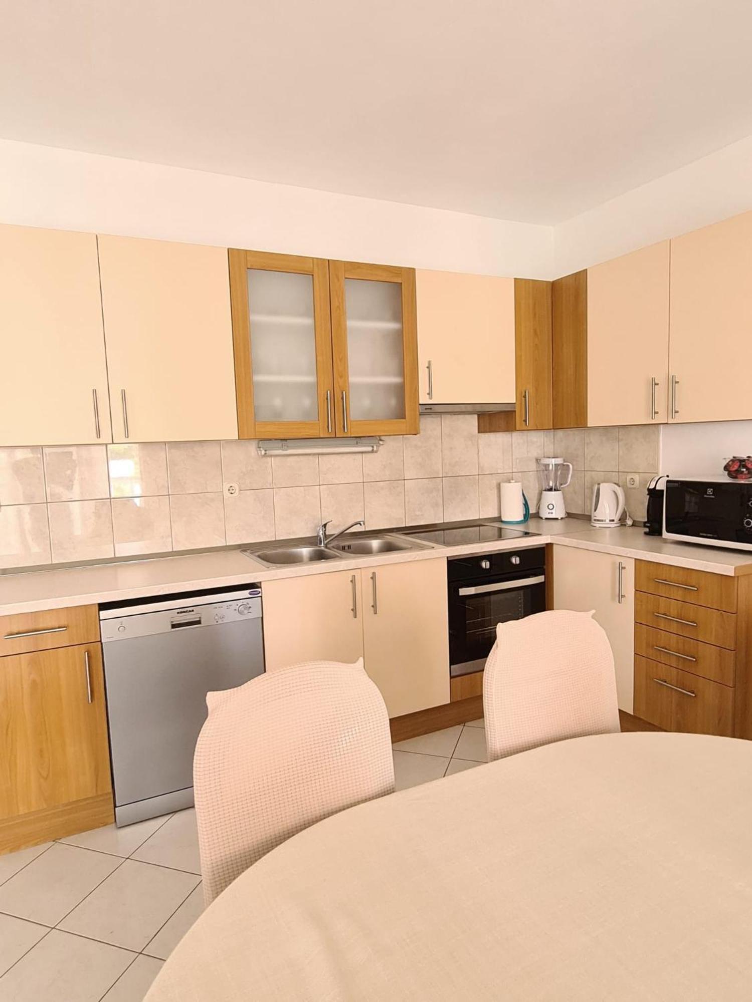 Apartman Varga تروغير الغرفة الصورة