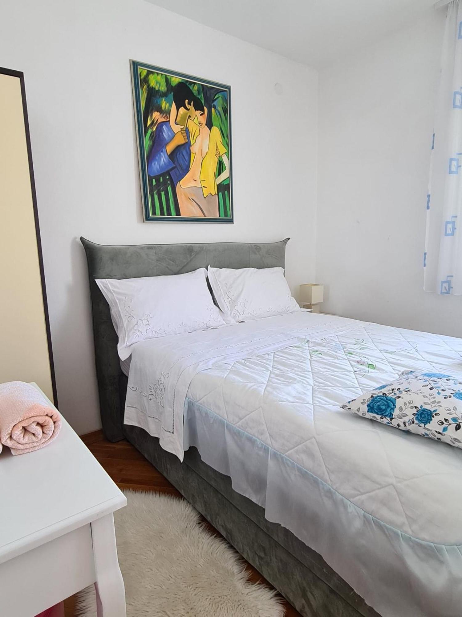 Apartman Varga تروغير الغرفة الصورة
